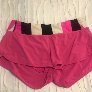 Lululemon speed shorts 2.5” Size 8